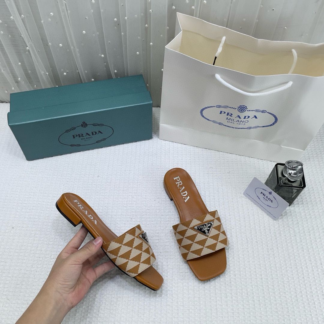 PRADA FLAT SLIPPER