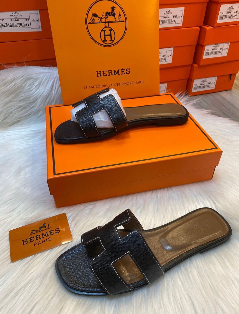 H ORAN FLAT SLIPPER
