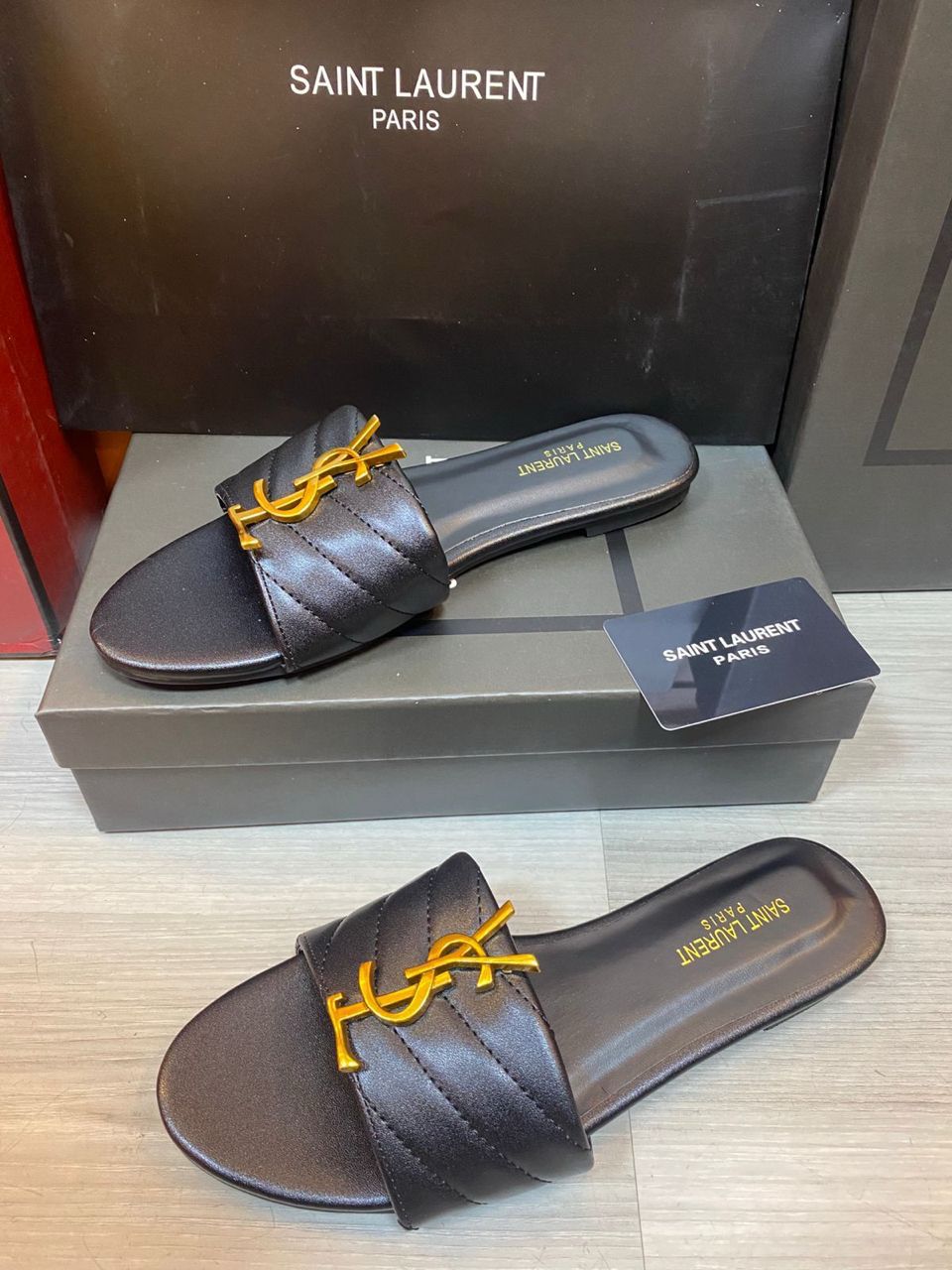 LEATHER FLAT SLIPPER