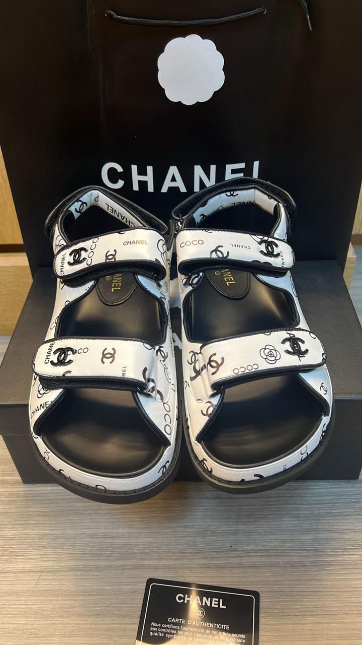 CH 3 STRAP SANDEL