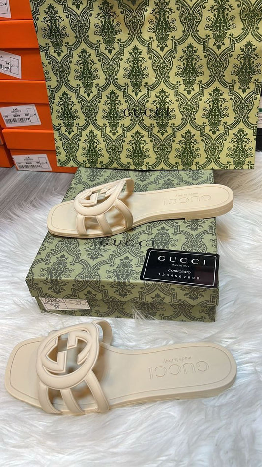 GC RUBBER FLAT SLIPPER